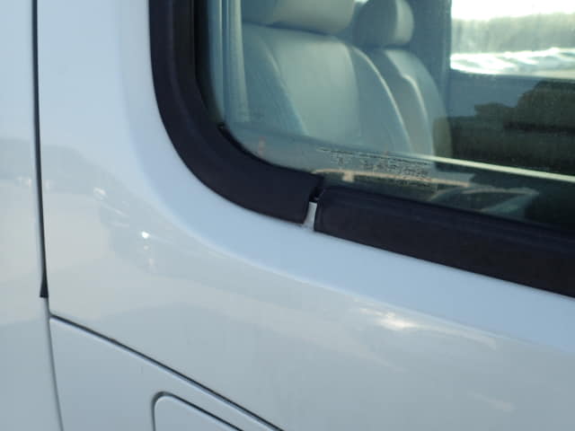 NISSAN Elgrand thumbnail 44