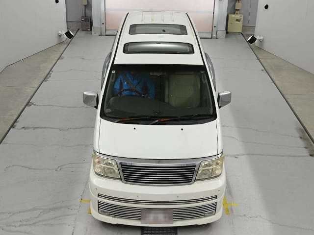 NISSAN Elgrand thumbnail 57