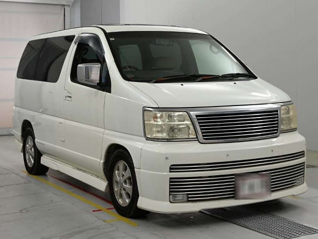 NISSAN Elgrand thumbnail 55