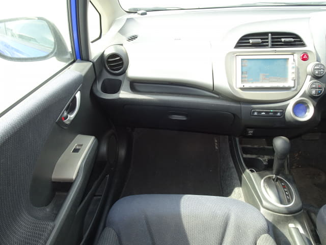 HONDA Fit Hybrid thumbnail 32