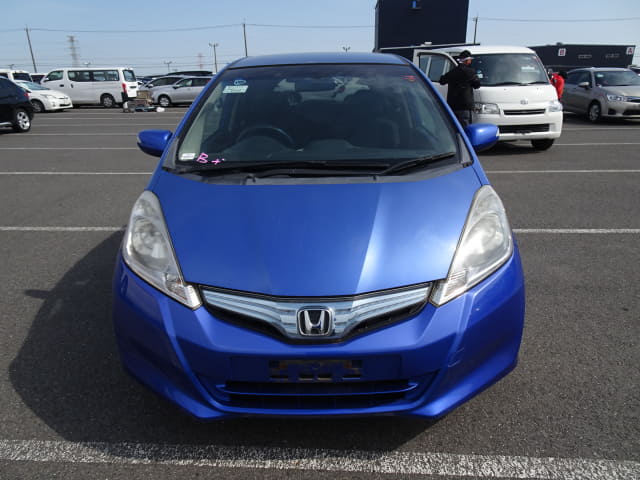 HONDA Fit Hybrid thumbnail 8