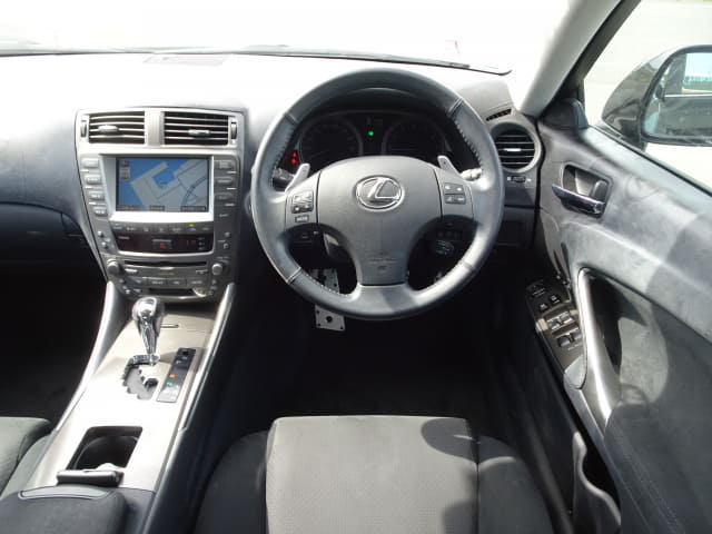 LEXUS IS thumbnail 71