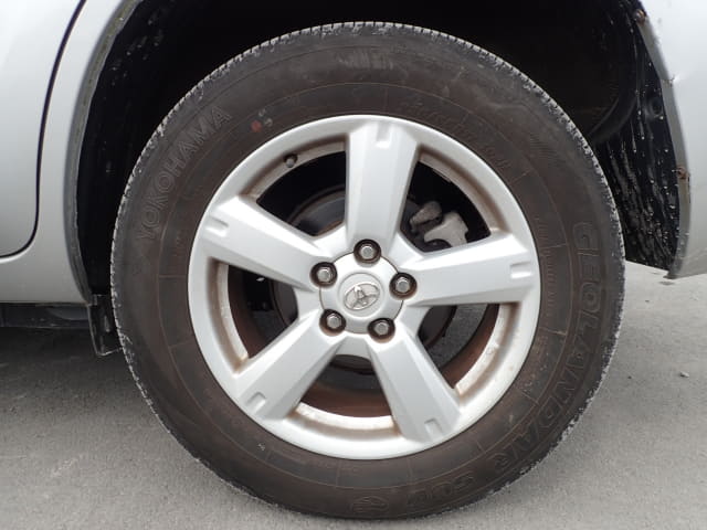 TOYOTA RAV4 thumbnail 10