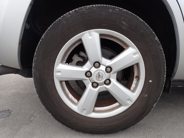 TOYOTA RAV4 thumbnail 11