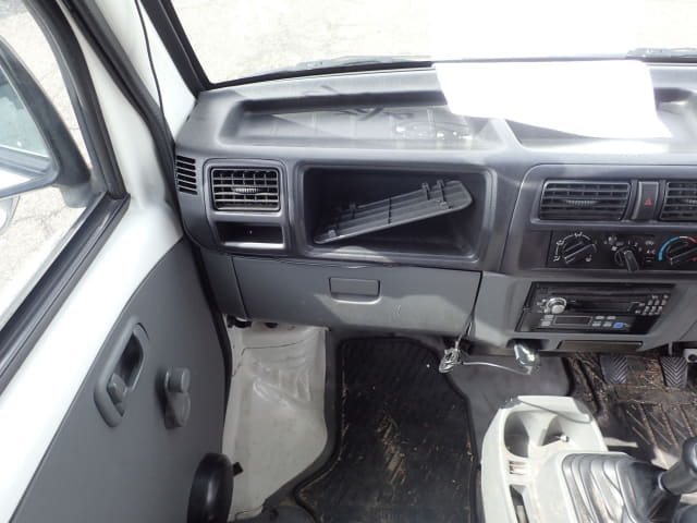 MITSUBISHI Minicab Truck thumbnail 25