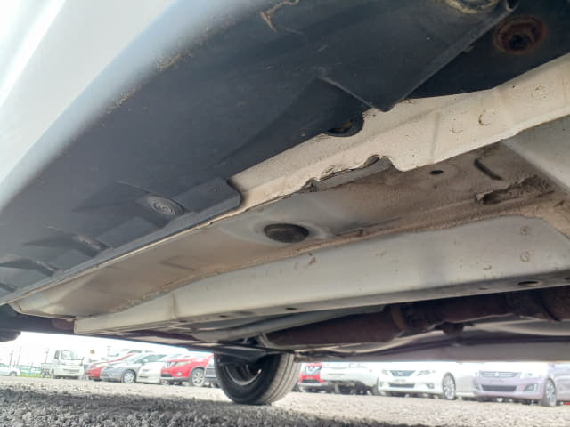 TOYOTA IST thumbnail 23