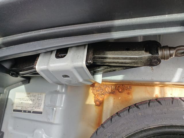 TOYOTA IST thumbnail 30