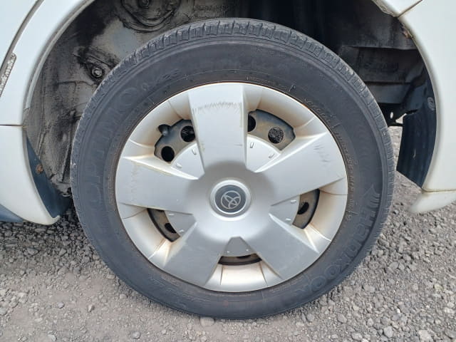 TOYOTA IST thumbnail 10