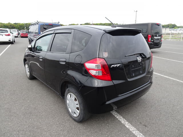 HONDA Fit thumbnail 3
