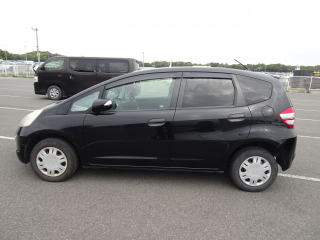 HONDA Fit thumbnail 2