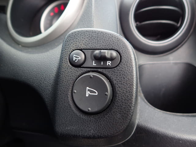 HONDA Fit thumbnail 41