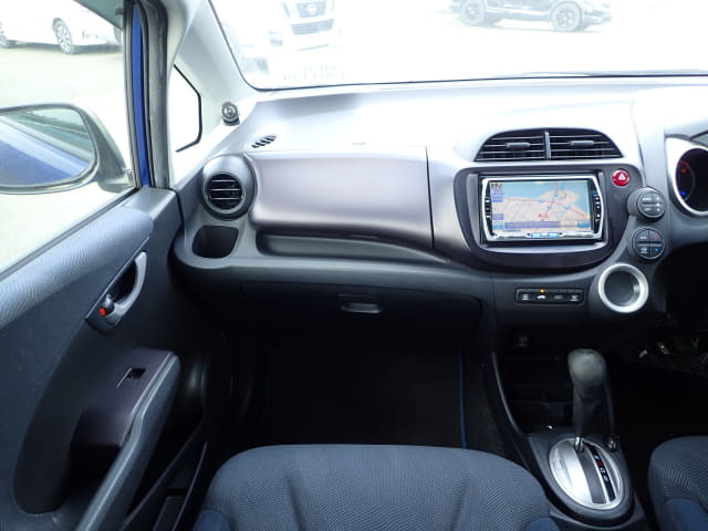 HONDA Fit thumbnail 33