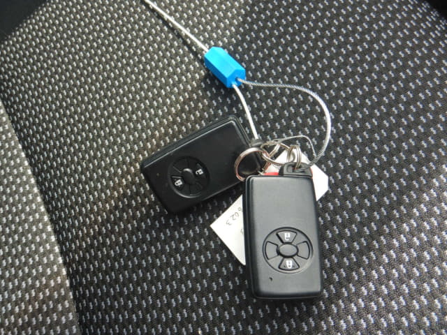 TOYOTA Auris thumbnail 38