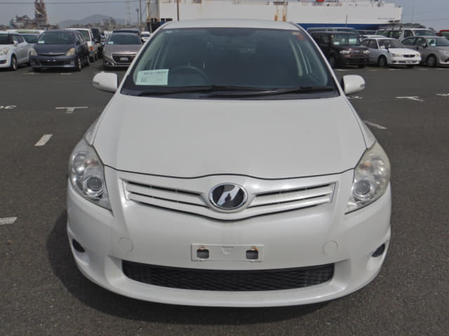 TOYOTA Auris thumbnail 8