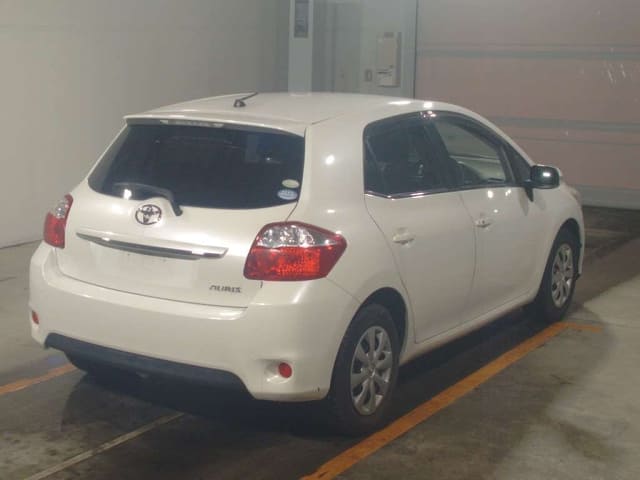 TOYOTA Auris thumbnail 44