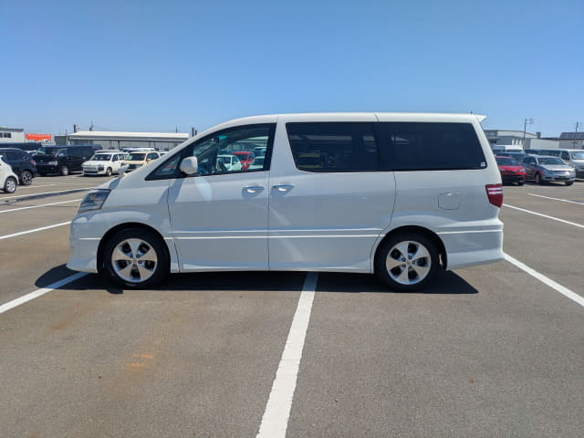 TOYOTA Alphard thumbnail 2