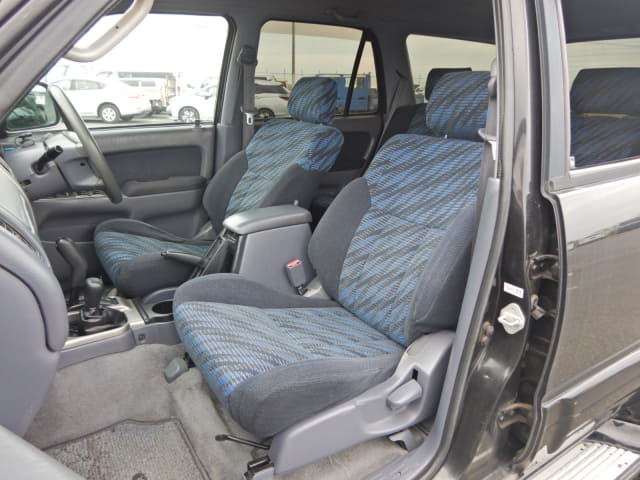 TOYOTA Hilux Surf thumbnail 26