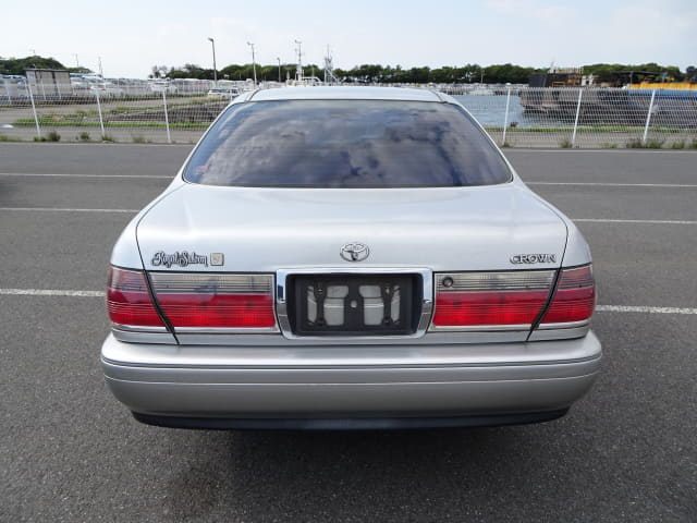 TOYOTA Crown thumbnail 4