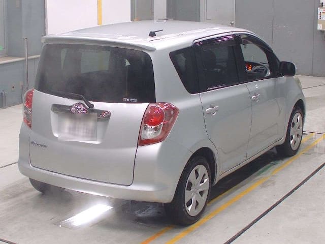 TOYOTA Ractis thumbnail 48
