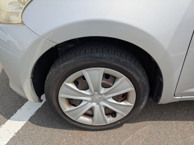 TOYOTA Ractis thumbnail 9