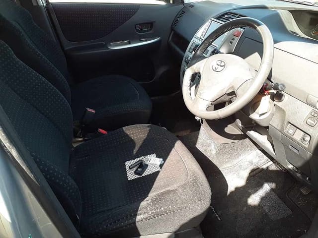 TOYOTA Ractis thumbnail 50