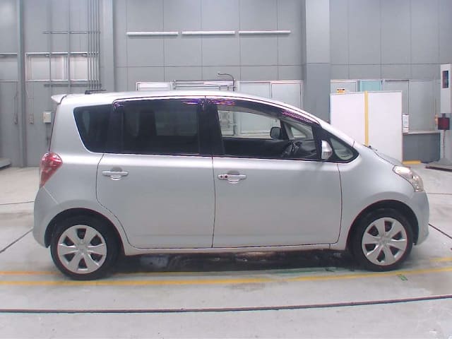 TOYOTA Ractis thumbnail 51