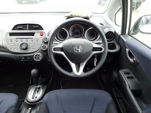 HONDA Fit thumbnail 31