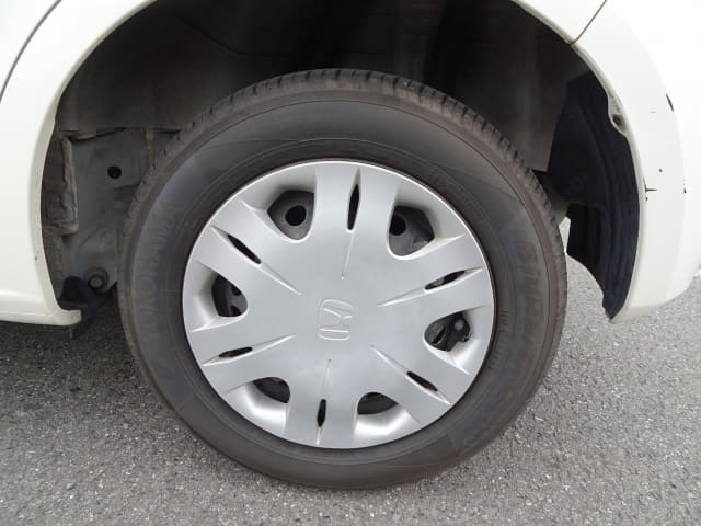 HONDA Fit thumbnail 10