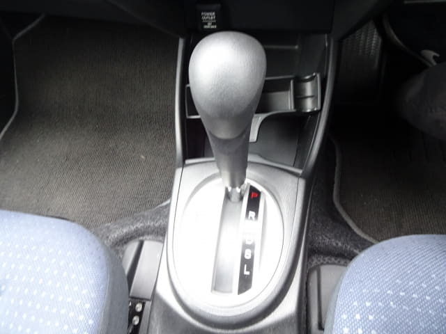 HONDA Fit thumbnail 37