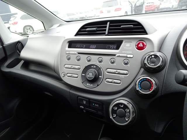HONDA Fit thumbnail 35