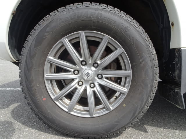 TOYOTA Land Cruiser Prado thumbnail 9