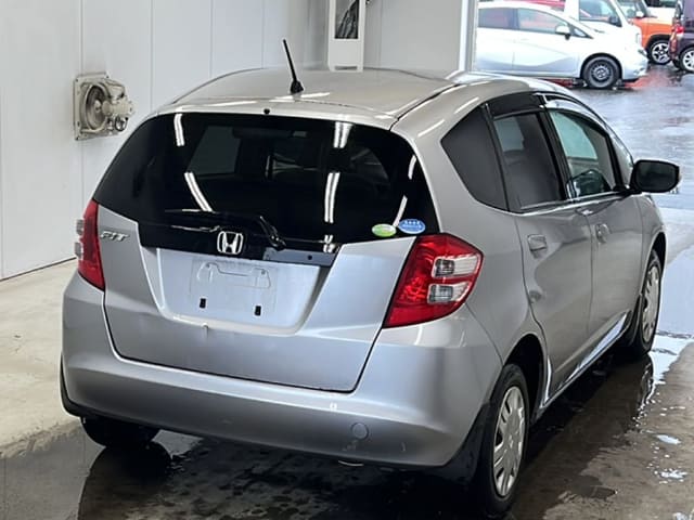 HONDA Fit thumbnail 2