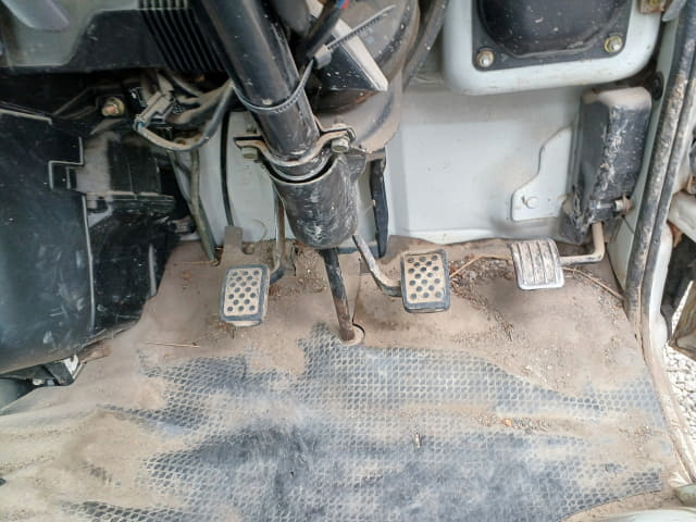 MITSUBISHI Minicab Truck thumbnail 35