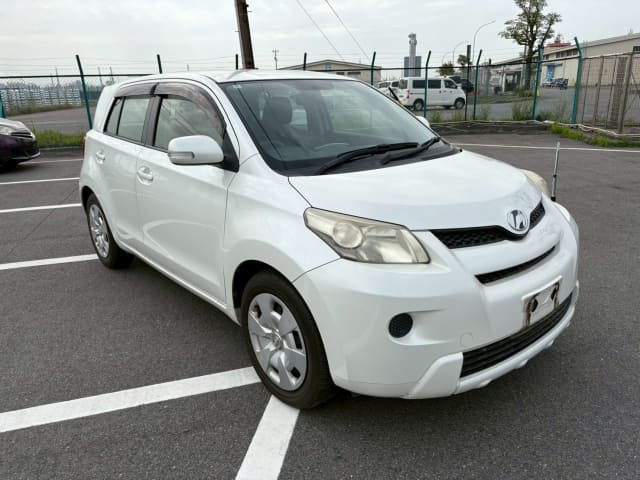 TOYOTA IST thumbnail 7