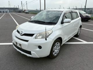 2010 TOYOTA IST