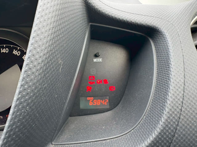 TOYOTA IST thumbnail 61