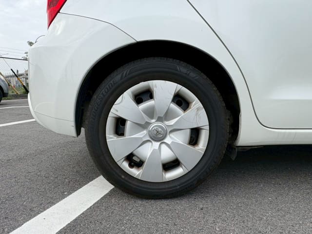 TOYOTA IST thumbnail 11