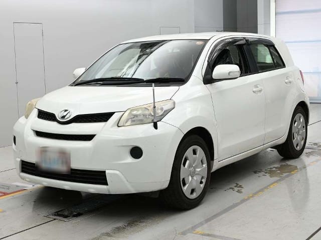 2010 TOYOTA IST