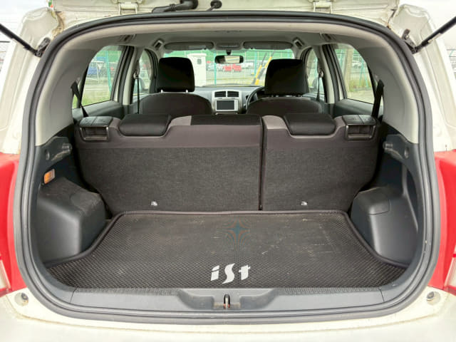 TOYOTA IST thumbnail 28