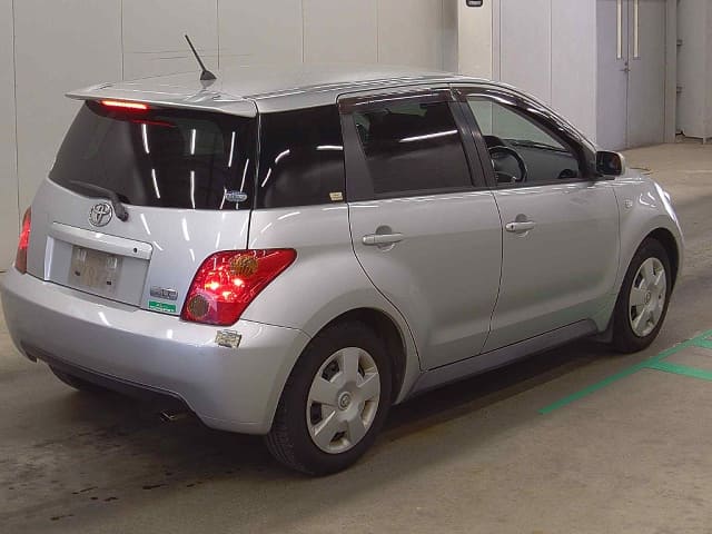 TOYOTA IST thumbnail 45