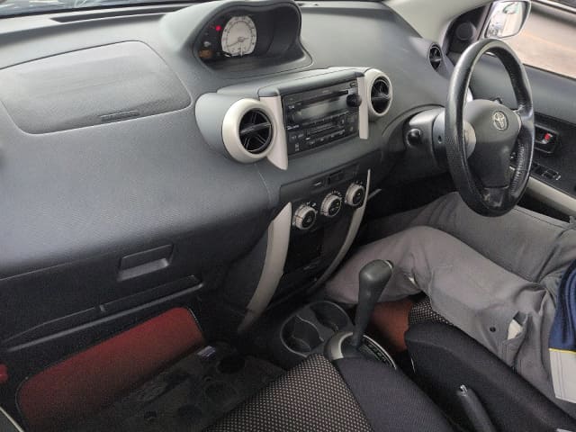 TOYOTA IST thumbnail 46