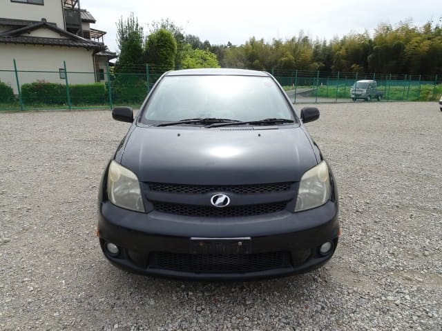 TOYOTA IST thumbnail 8