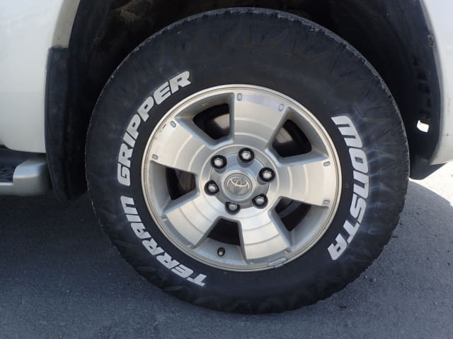 TOYOTA Hilux Surf thumbnail 12