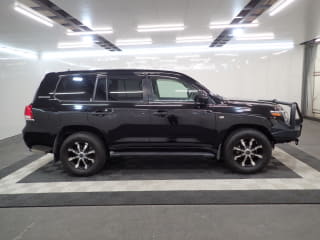 2010 TOYOTA Land Cruiser