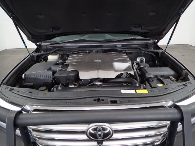 TOYOTA Land Cruiser thumbnail 49