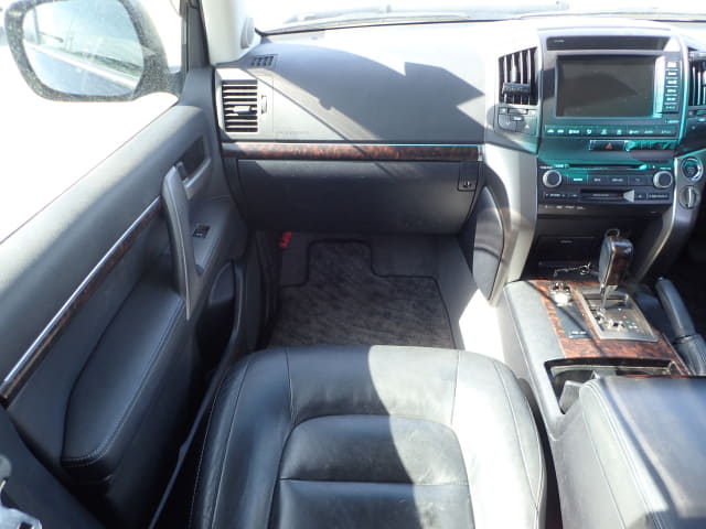 TOYOTA Land Cruiser thumbnail 93