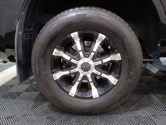 TOYOTA Land Cruiser thumbnail 11