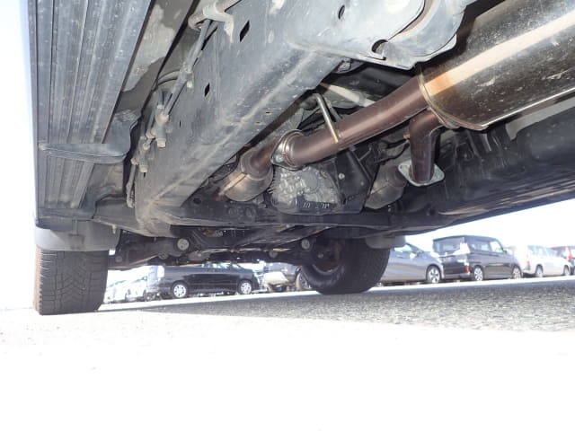 TOYOTA Land Cruiser thumbnail 76