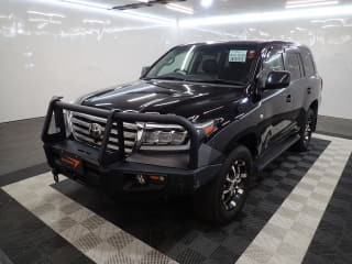 2010 TOYOTA Land Cruiser