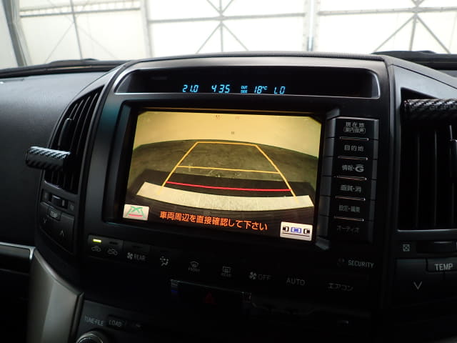 TOYOTA Land Cruiser thumbnail 41